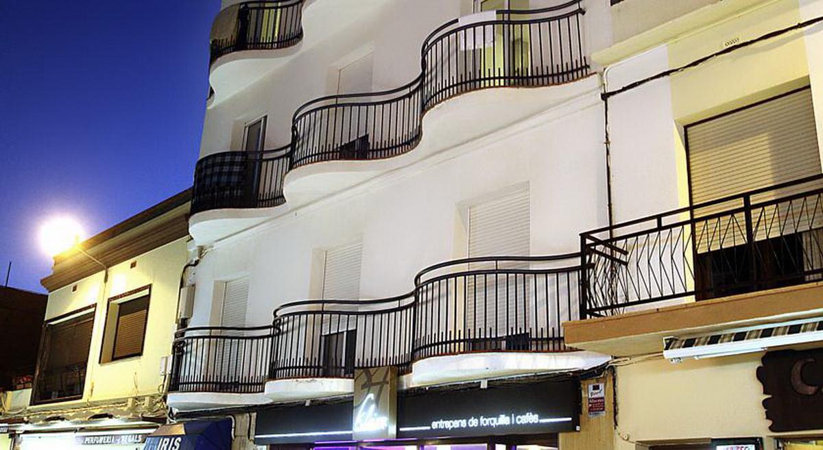 Aparthotel Iris Malgrat de Mar Exterior photo